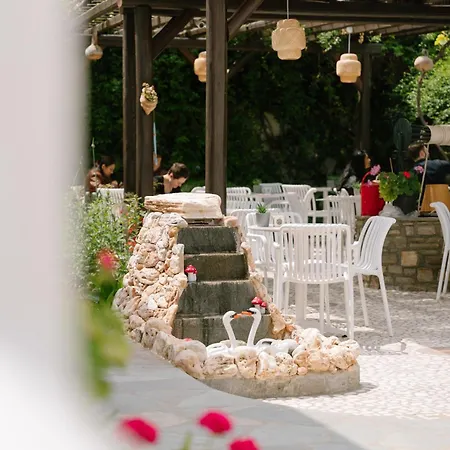 Eleni Πανσιόν