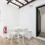 Guest house Eleni 4*
