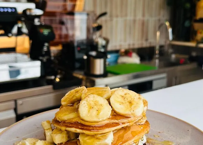 Πανσιόν Eleni 4*