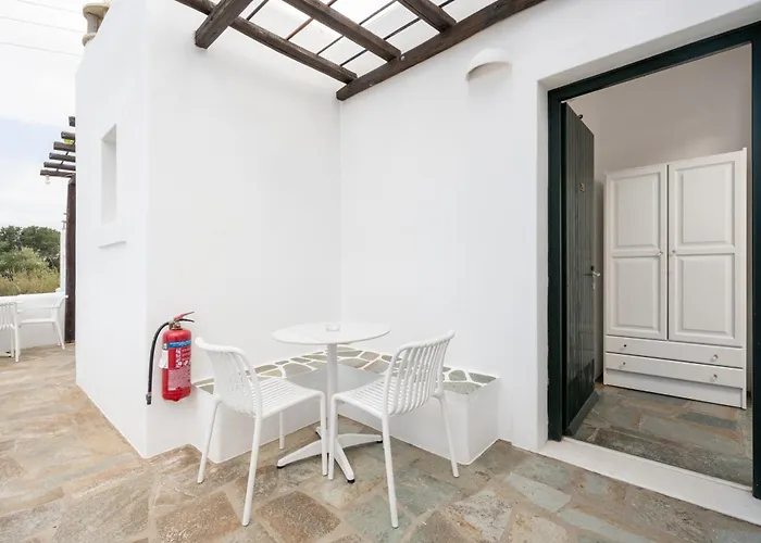 Πανσιόν Eleni 4*